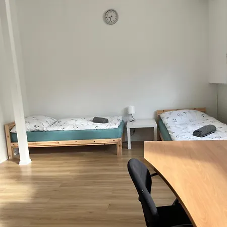 Spacious With Parking *