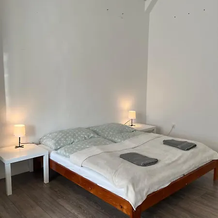 Apartament Spacious With Parking