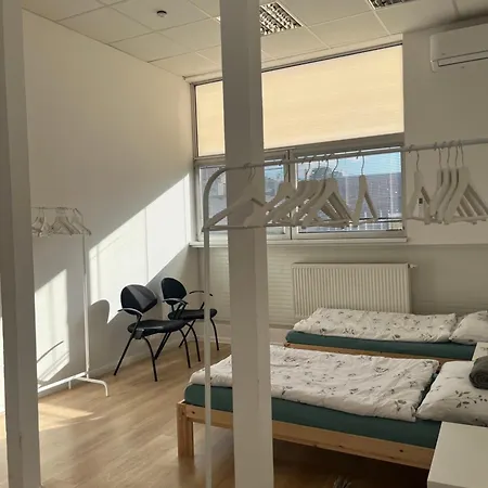 Spacious With Parking Apartament *